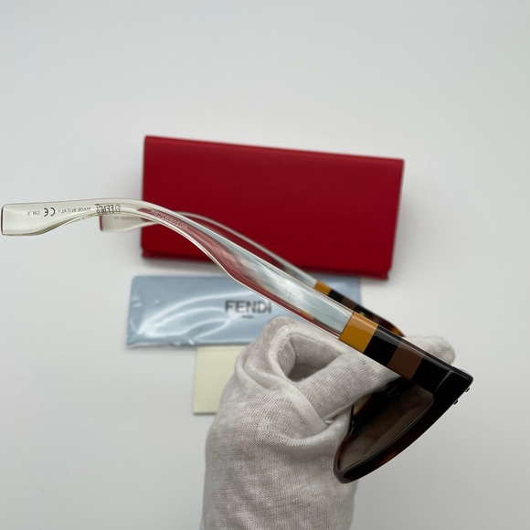 Fendi - Picture 7 of 10